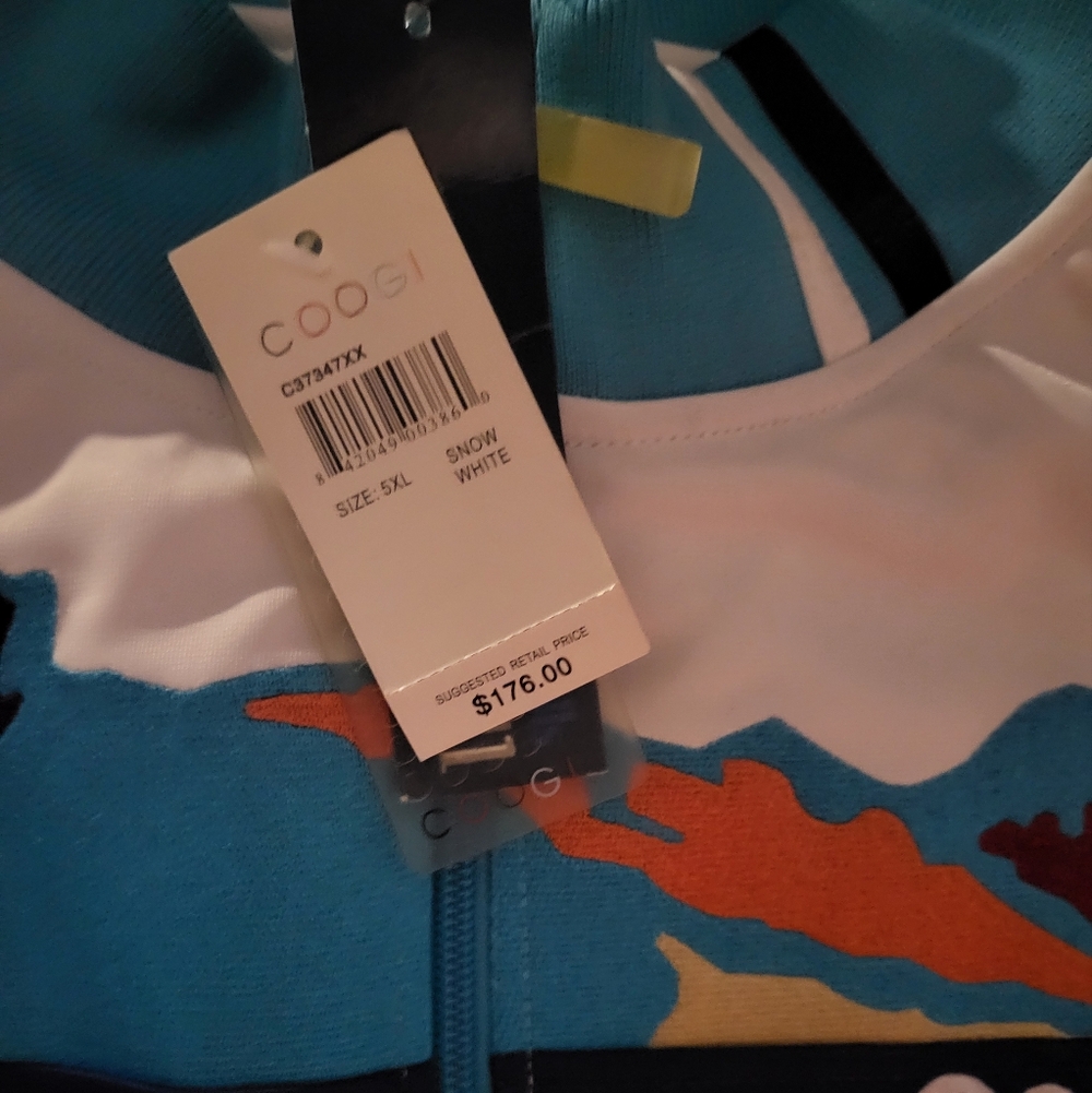 A brand new men's zip up
